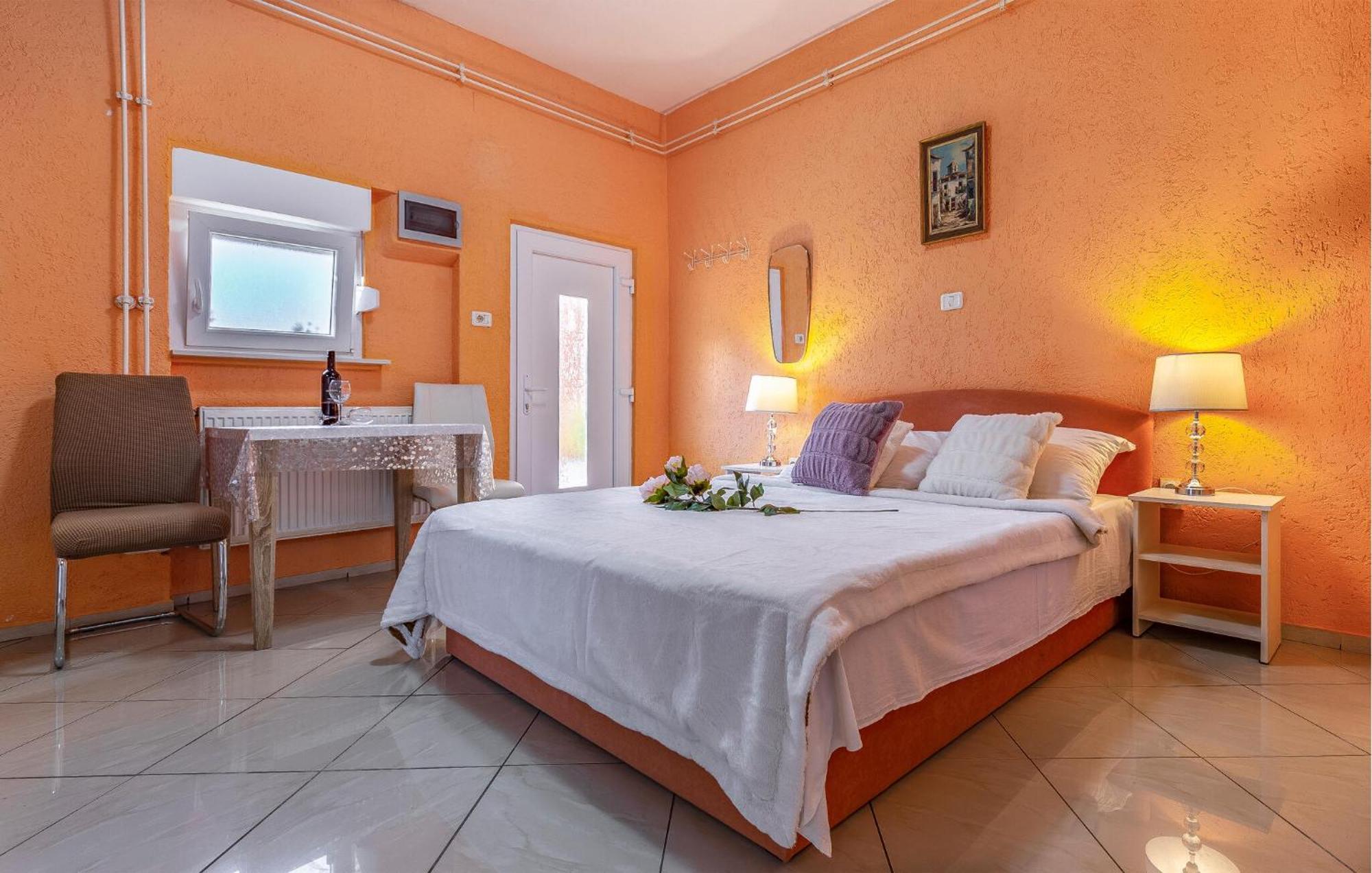 Pet Friendly Apartment In Medulin With Wifi Exterior photo