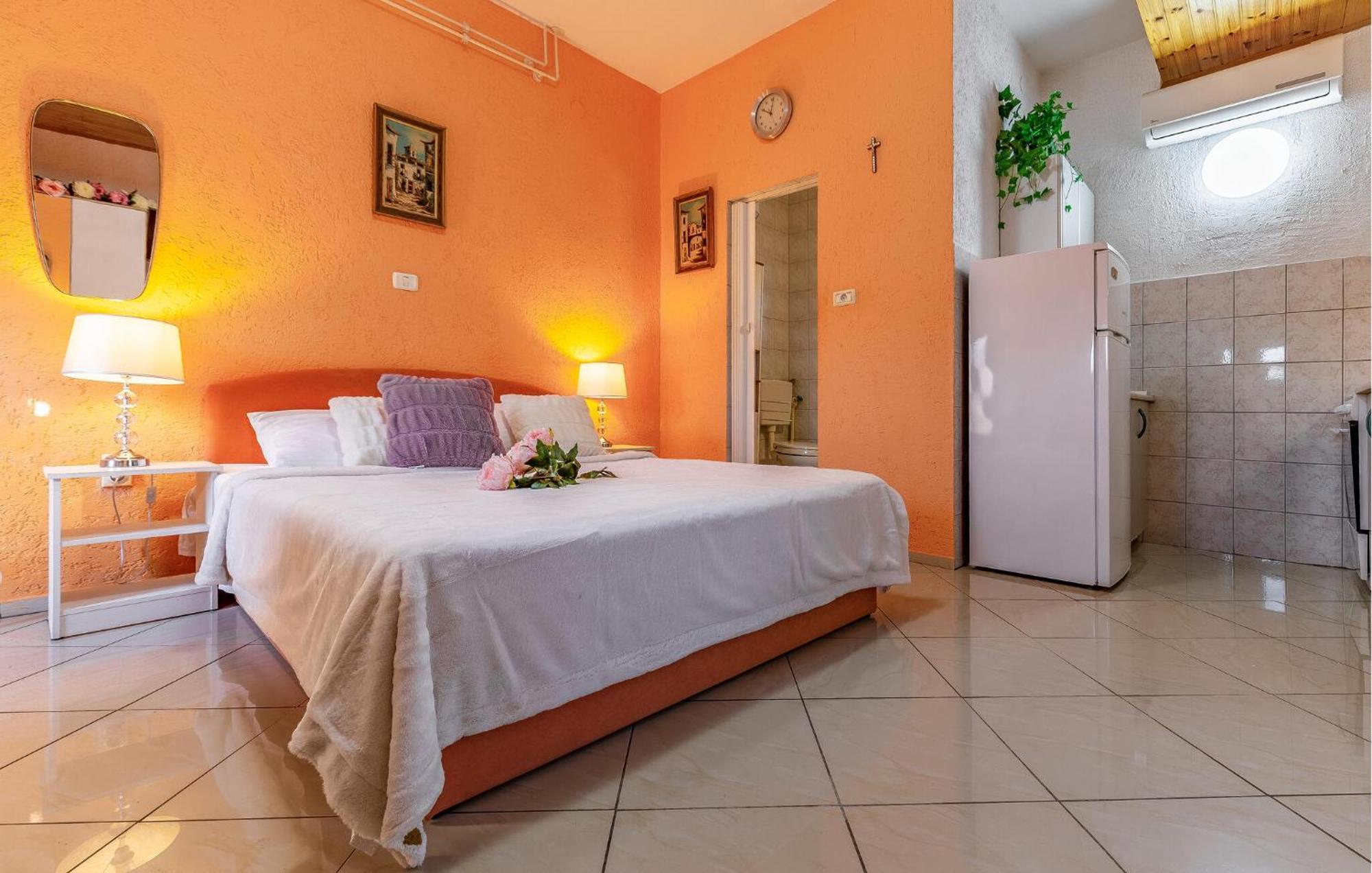 Pet Friendly Apartment In Medulin With Wifi Exterior photo